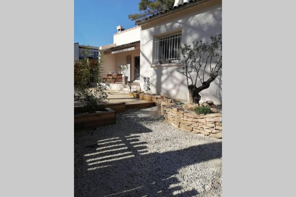 Maison 5 Personnes En Garrigue - Piscine-Spa Prive Langlade Luaran gambar
